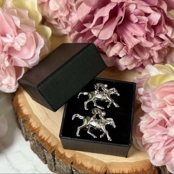 Galloping Racehorse and Jockey Silver Cufflinks - Picture 13 of 15